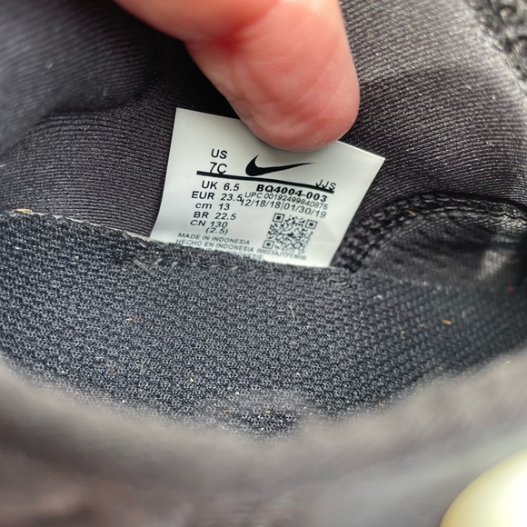 Nike Presto sneakers size 7C - Picture 6 of 6